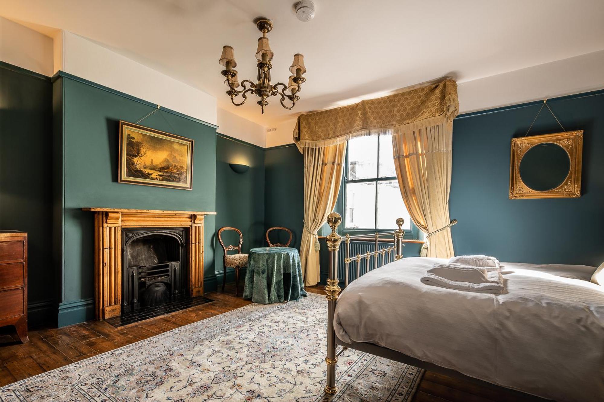 Blue Bliss - Sumptuous, Period Apartment Chagford Exterior foto